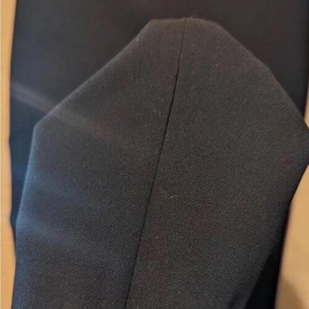 💕ST. JOHN Size 14 Seamed Ankle Zip Pants Flat Front Side Zip Crepe Black - Picture 12 of 16